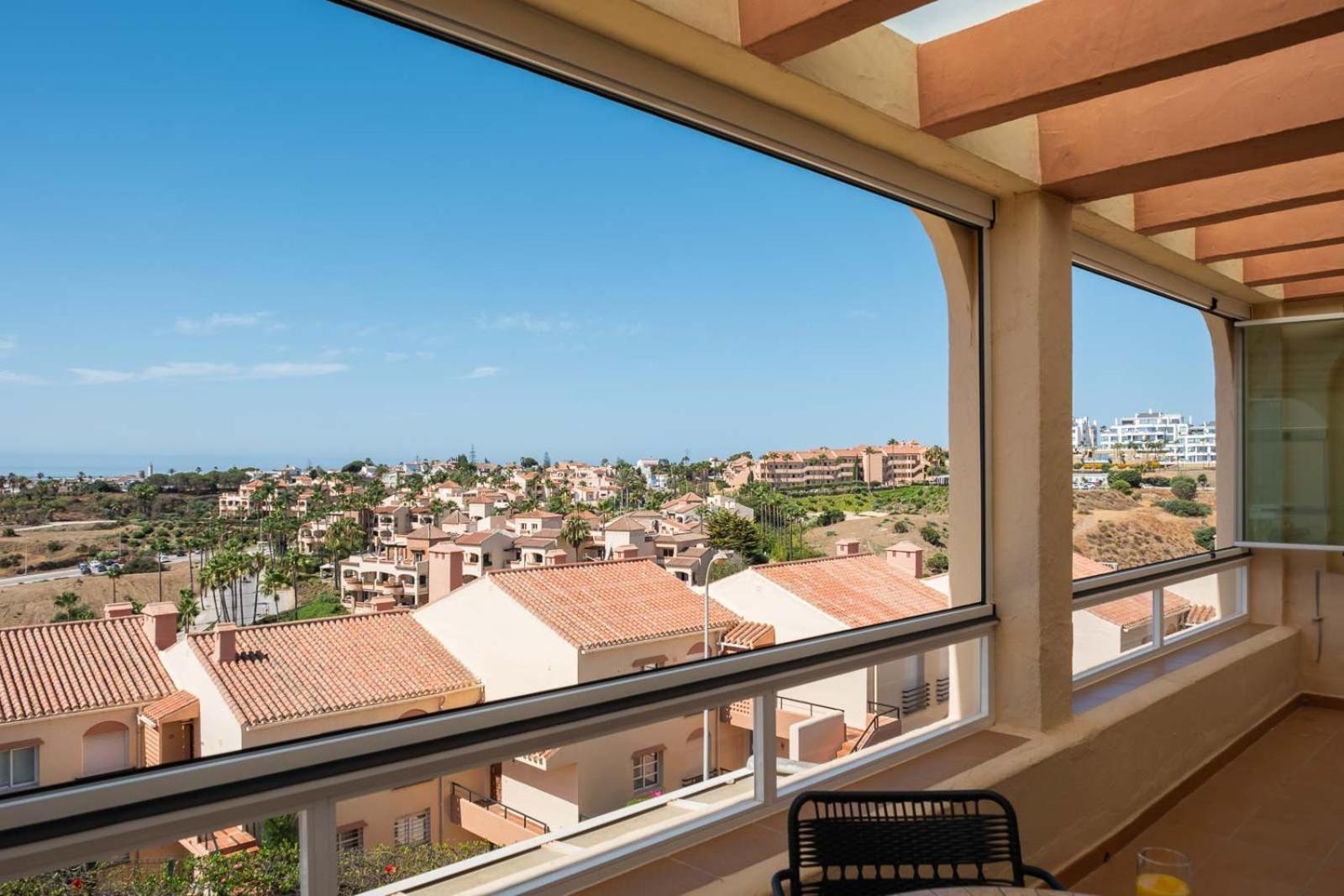 Family & Beach Apartments Mijas Costa & Fuengirola By Alfresco Stays El Faro Экстерьер фото