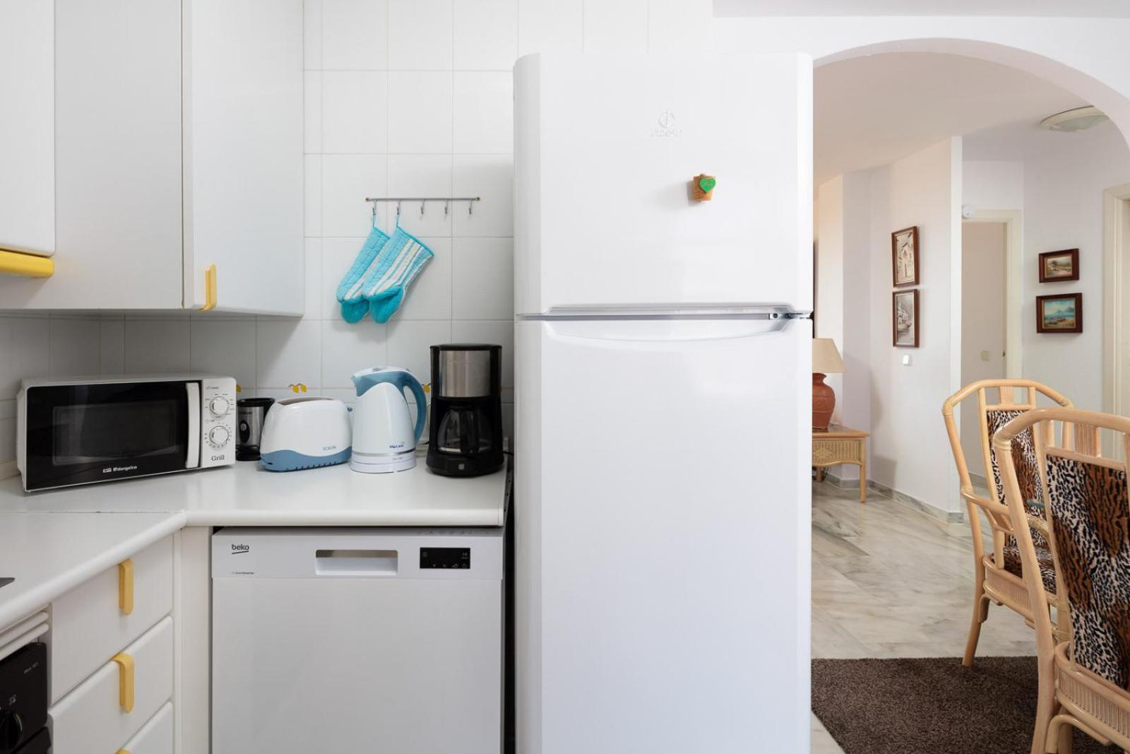 Family & Beach Apartments Mijas Costa & Fuengirola By Alfresco Stays El Faro Экстерьер фото