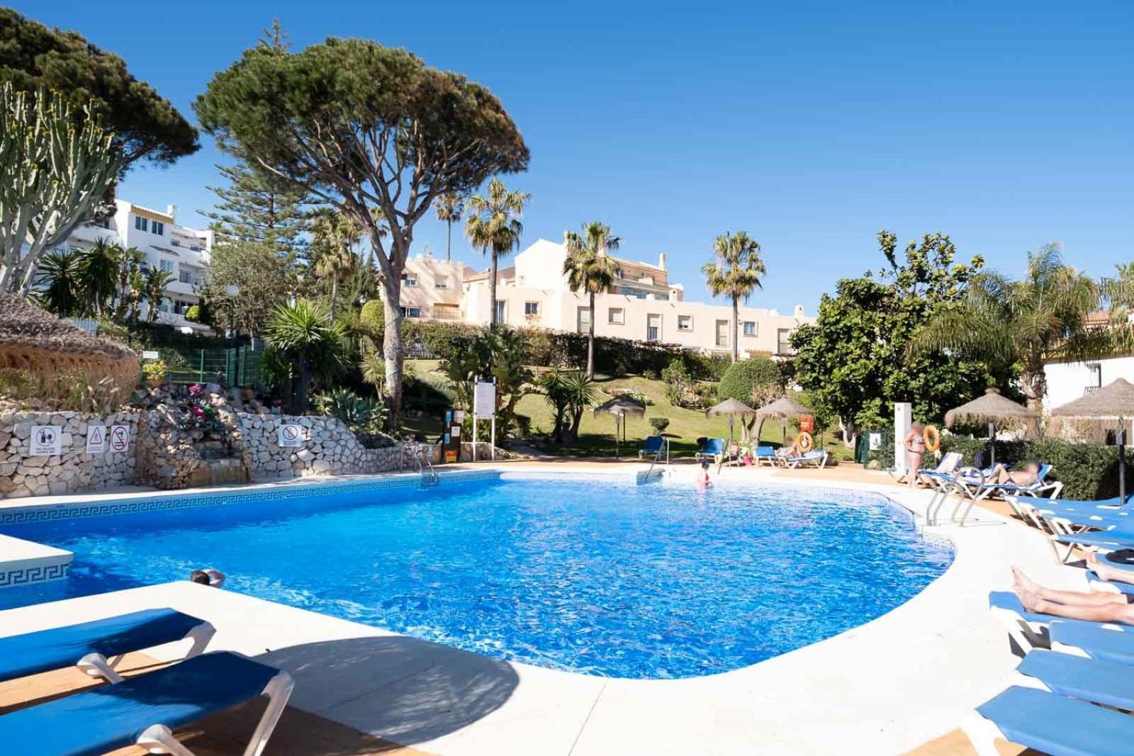 Family & Beach Apartments Mijas Costa & Fuengirola By Alfresco Stays El Faro Экстерьер фото
