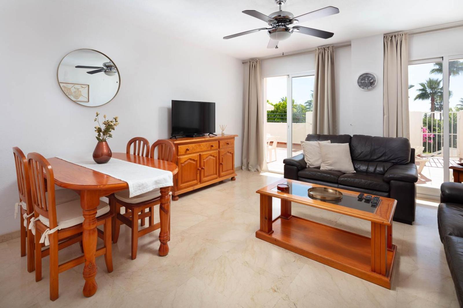 Family & Beach Apartments Mijas Costa & Fuengirola By Alfresco Stays El Faro Экстерьер фото