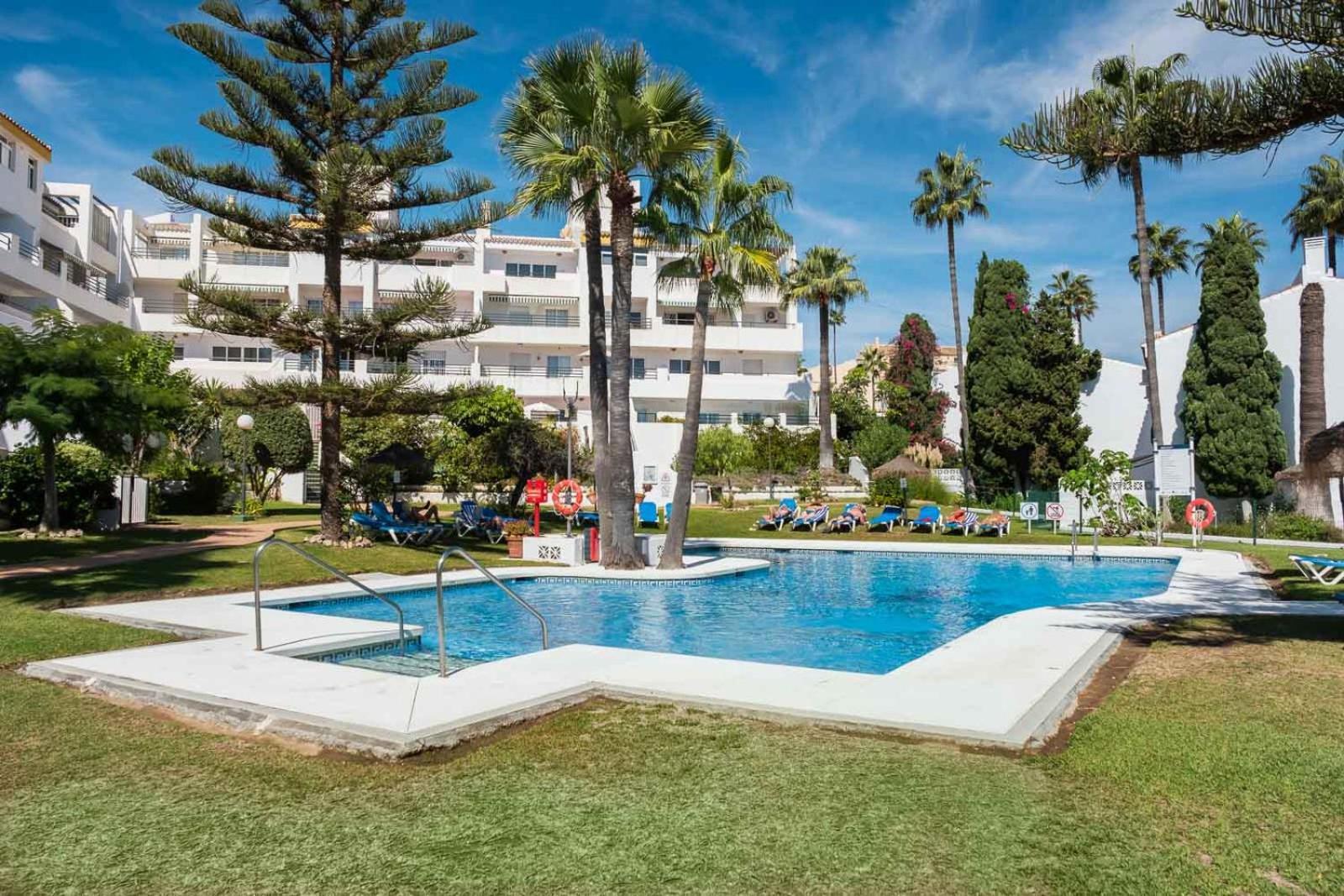 Family & Beach Apartments Mijas Costa & Fuengirola By Alfresco Stays El Faro Экстерьер фото